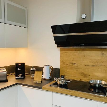 Firmen & Ferienwohnung Brecht 1 Waibstadt Exteriör bild