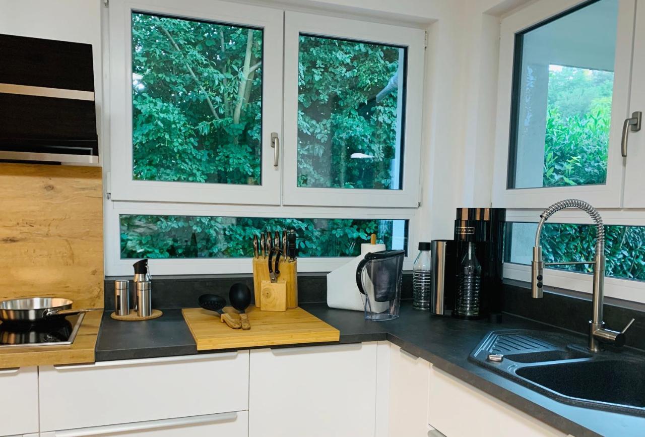 Firmen & Ferienwohnung Brecht 1 Waibstadt Exteriör bild