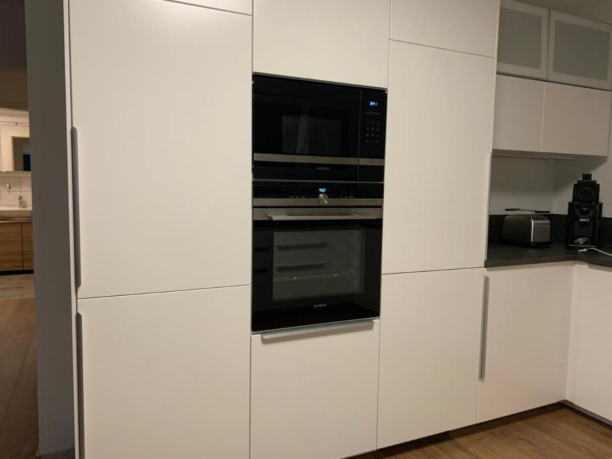 Firmen & Ferienwohnung Brecht 1 Waibstadt Exteriör bild