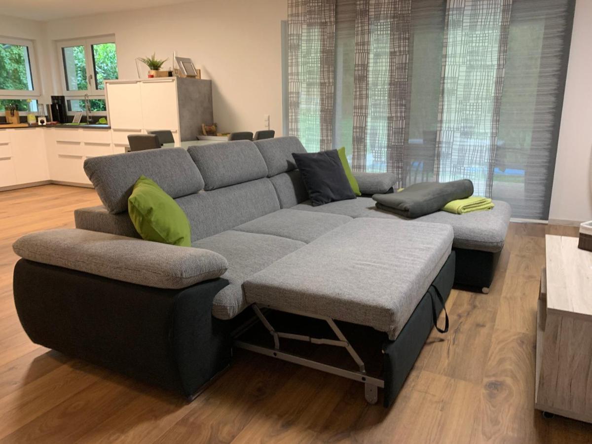 Firmen & Ferienwohnung Brecht 1 Waibstadt Exteriör bild