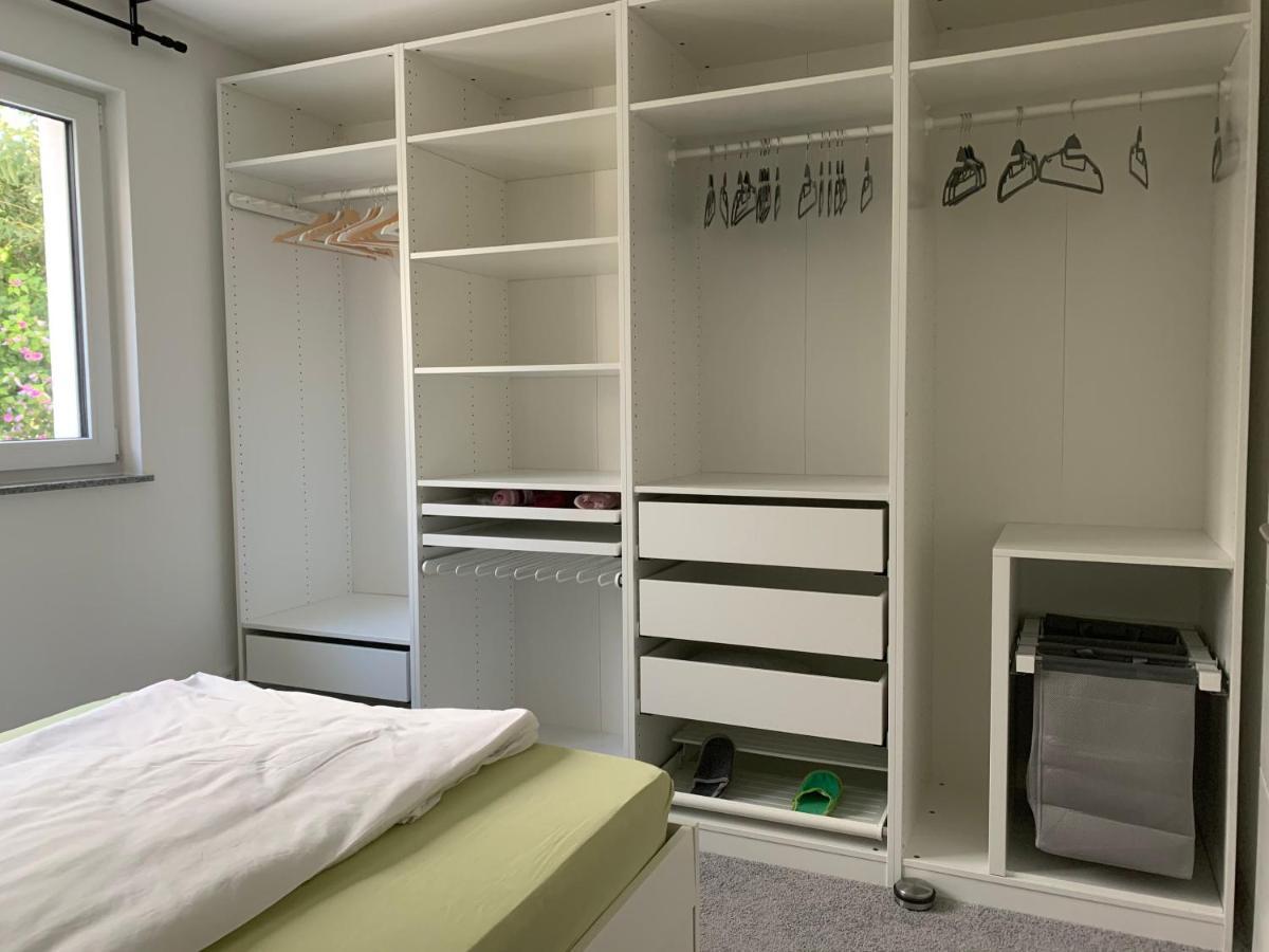 Firmen & Ferienwohnung Brecht 1 Waibstadt Exteriör bild